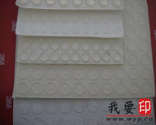 【供應(yīng)】透明防撞膠粒,，透明膠粒,，防滑膠粘透明貼粒